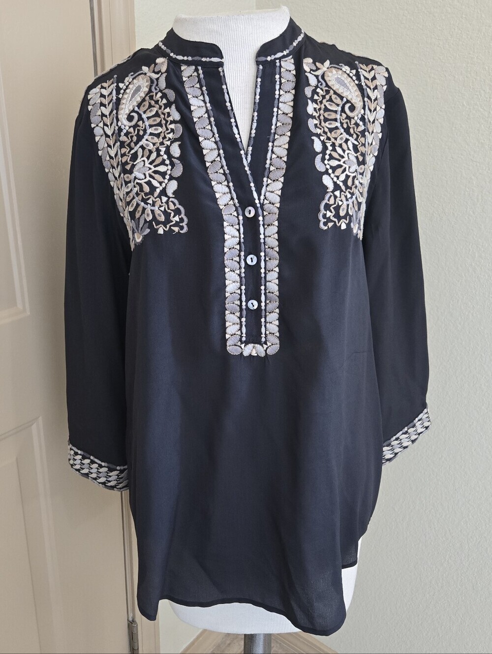 Sigrid Olsen 100% Silk Embroidered Henley Tunic Top Black Gray Boho S